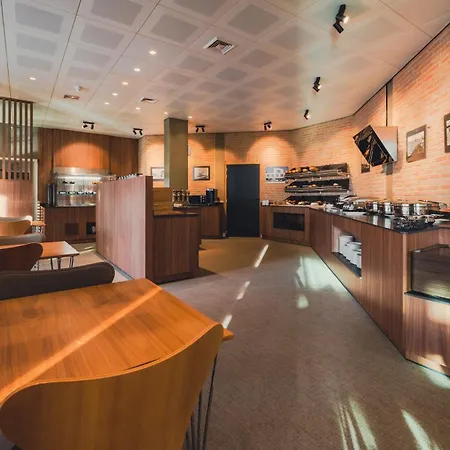 Studio-hotel Apostroff